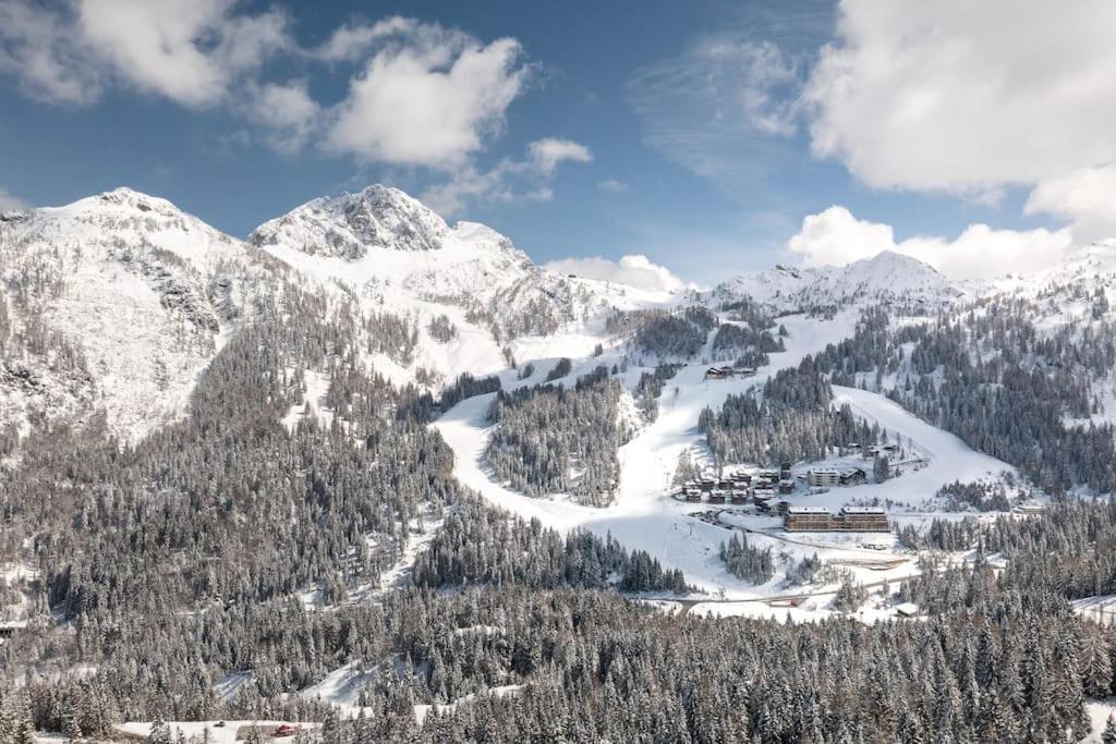 Vila Gemuetliche Huette In Den Bergen Sonnenalpe Nassfeld Exteriér fotografie